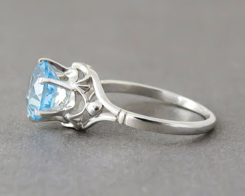 Vintage Blue Topaz Ring