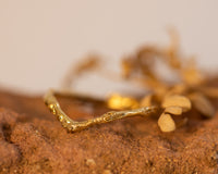 Twig Chevron V Gold Ring